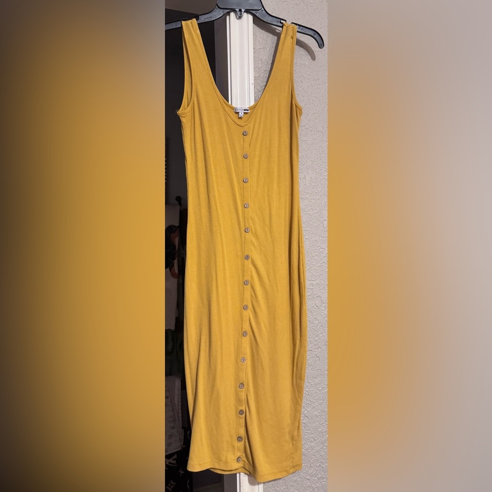 Fashion Nova Yellow Sleeveless Midi Sundress